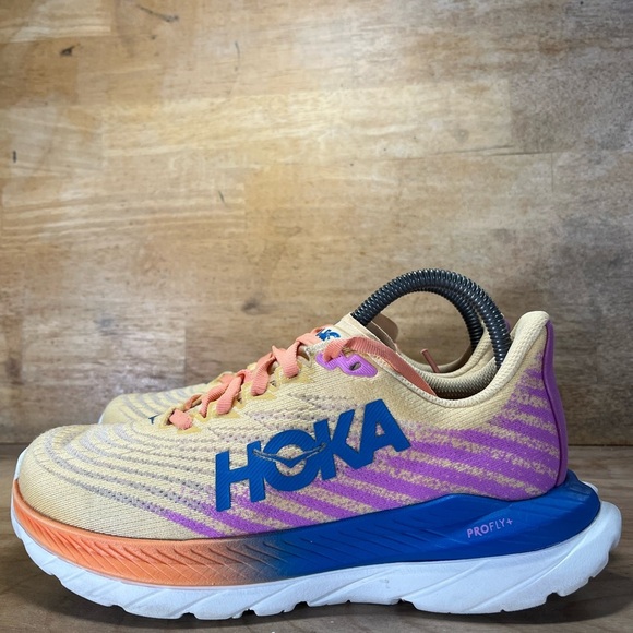 Hoka One One Mach 5 Womens Size 7.5 Running Shoes Sneakers Impala Cyclamen - Picture 4 of 12